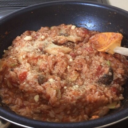 トマトが無くてトマト缶で。美味しかったです。また作ります♪